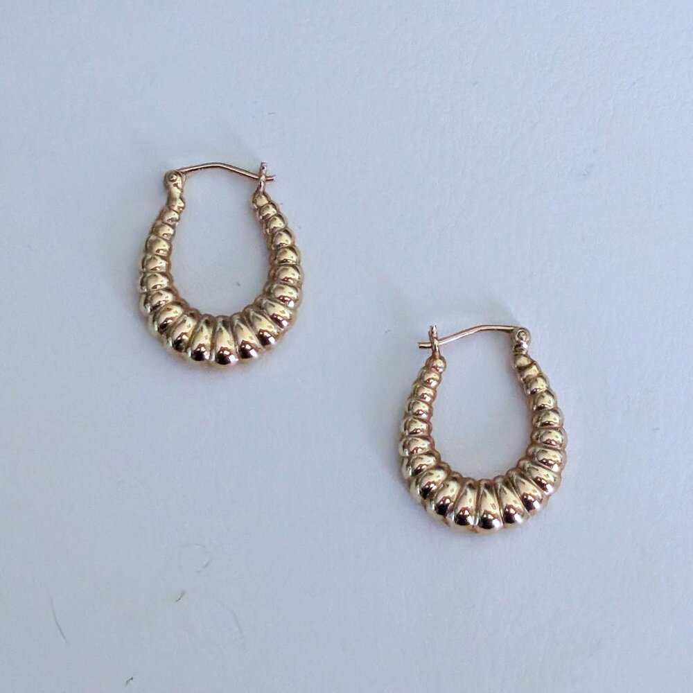 Vintage Solid 14K 585 Yellow Gold Shrimp Design Hoop Pierced Dangle Earrings